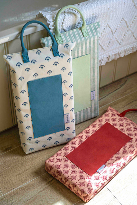 Bathtime Kneeler